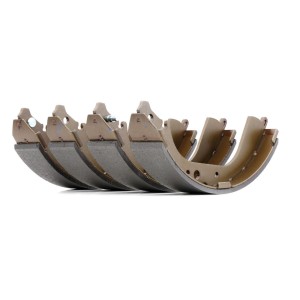 Toyota Hilux I 2000 YN57 YN65 3Y 8V 67KW 84-86 Rear Brake Shoes