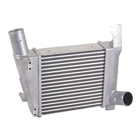 Nissan Navara I III NP300 NV350 Pathfinder 2.5 YD25 2005- Intercooler