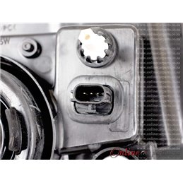 Nissan Patrol V LDV 3.0 D ZD30DDTI 118KW 04-13 Left Front Headlight