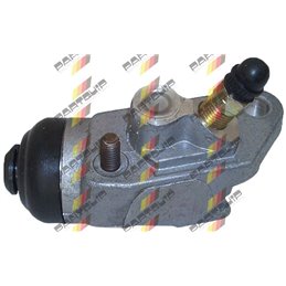 Nissan 1200 78- Left Fore WC238.6029A Wheel Cylinder