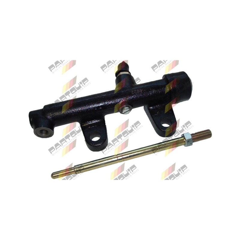 Nissan UD Series Cw520 Clutch Master Cylinder