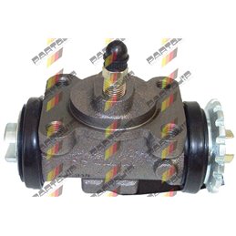 Isuzu NKR99L Right WC254.4718D Wheel Cylinder