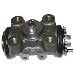 Nissan UD CM12 1987-97 Right Fore WC428.0098B Wheel Cylinder