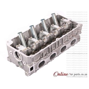 Mitsubishi Colt LDV 2.4i 4G64 Bare Cylinder Head