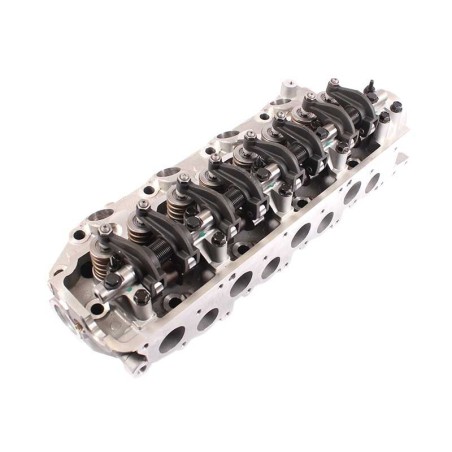 Hyundai H100 2.6 D LDV 2.6i TDI Porter 2.6D D4BB 8V 61KW 1997- Complete Cylinder Head