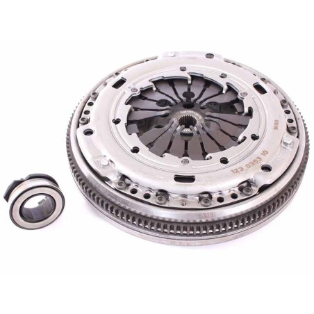 VW GOLF IV 1.9 TDi T/Diesel Estate 81KW 01-04 with Complete Damped Flywheel Clutch Replacement