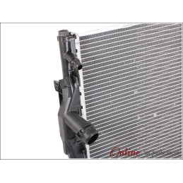 BMW 3 Series E90 323 325 330 05-11 Auto Radiator