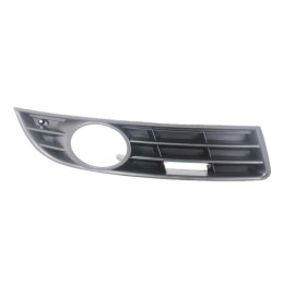 VW Passat VII 05-10 Right Hand Side Front Fog Light Cover with Hole